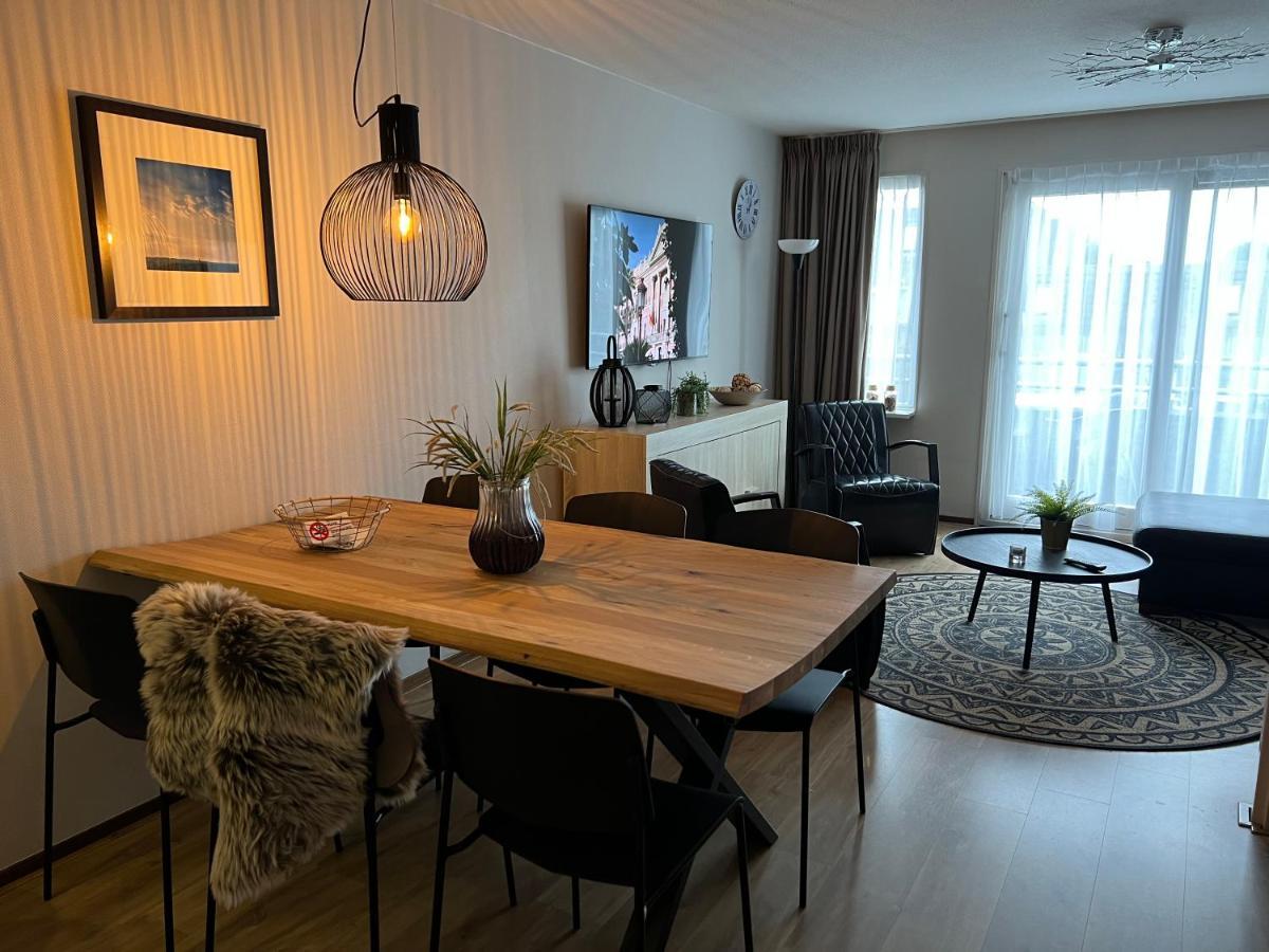 Appartement Ut&Thus, Resort Amelander Kaap Hollum  Exterior foto